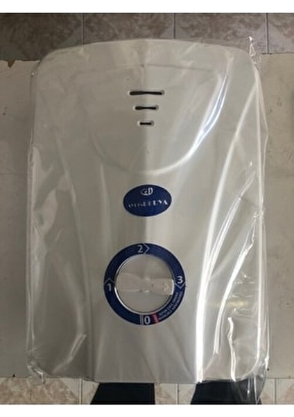 Artemis Elektrikli Şofben 7000 W Anında Sıcak Su Sağlar Beyaz Renk indirimleri