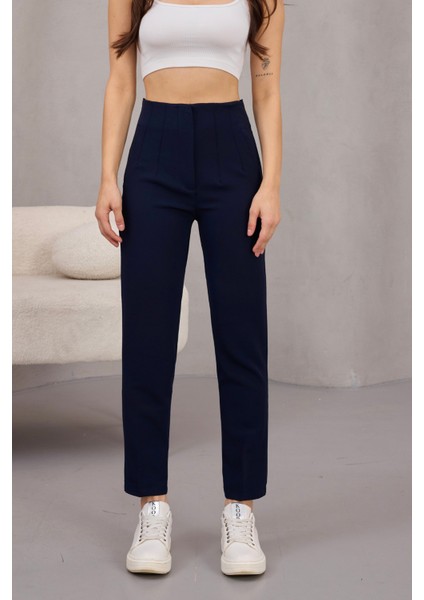 Kadın Yüksek Bel Pensli Kumaş Pantolon
