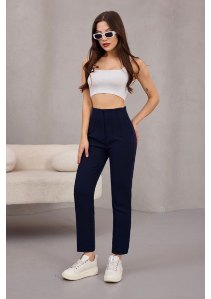 Kadın Yüksek Bel Pensli Kumaş Pantolon