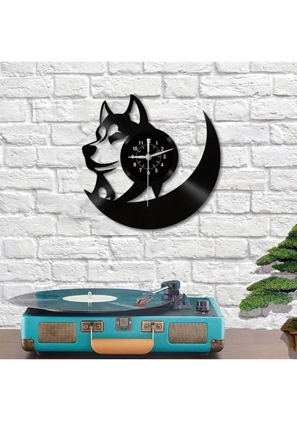 Dekoratif Kurt Temalı Duvar Saati