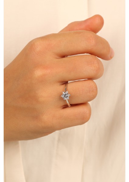 Tektaş Model Lotus Altın Yüzük ÇGKY0091 fiyatları