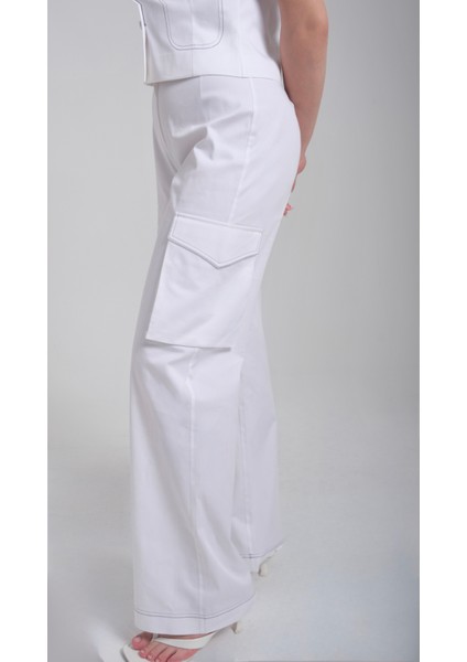 Kadın Körük Cepli Dikiş Detaylı Beyaz Pantolon modelleri