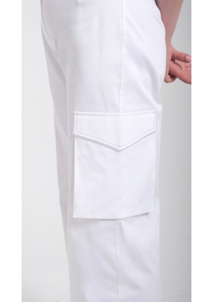 Kadın Körük Cepli Dikiş Detaylı Beyaz Pantolon fırsatları