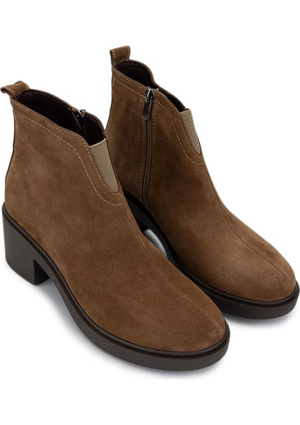 Kadın Hakiki Deri Taba Süet Topuklu Bot 434 8413 Bn Bot SK25-26 Taba Splt Suet fiyatları