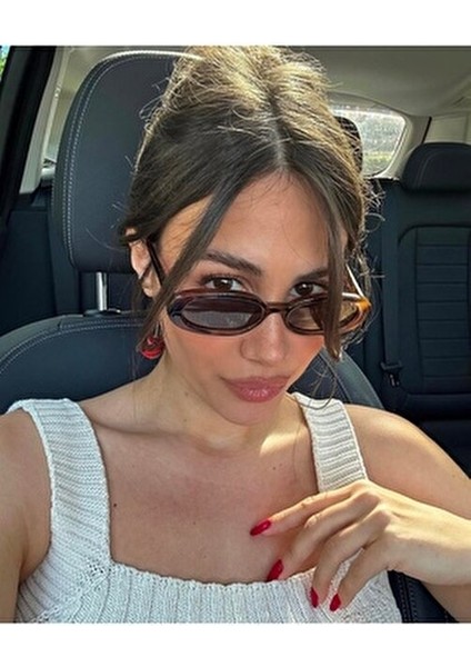 Kadın Sallantılı Kiraz Küpe Altın Renk 2cm x 5cm Boyutuyla Özel