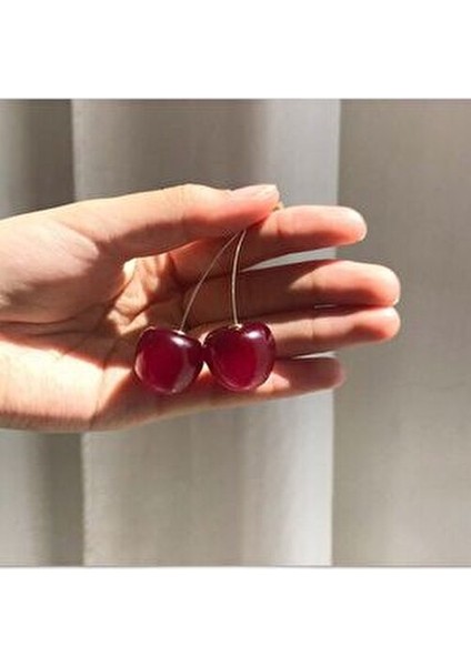 Kadın Sallantılı Kiraz Küpe Altın Renk 2cm x 5cm Boyutuyla Özel