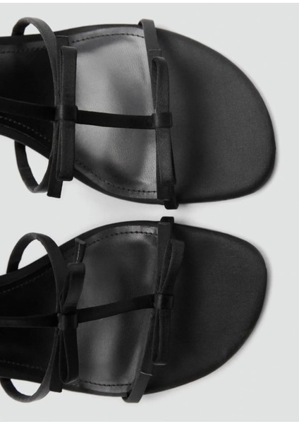 Bantlı ve Bağ Detaylı Topuklu Sandalet indirimleri