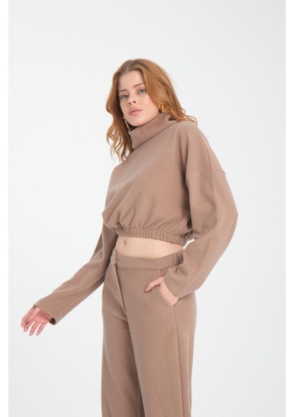 Pamuklu Boğazlı Crop Sweatshirt fiyatları