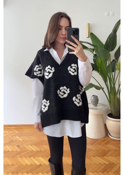 Elivra Çiçek Desenli Süveterli Gömlek Takım- Siyah