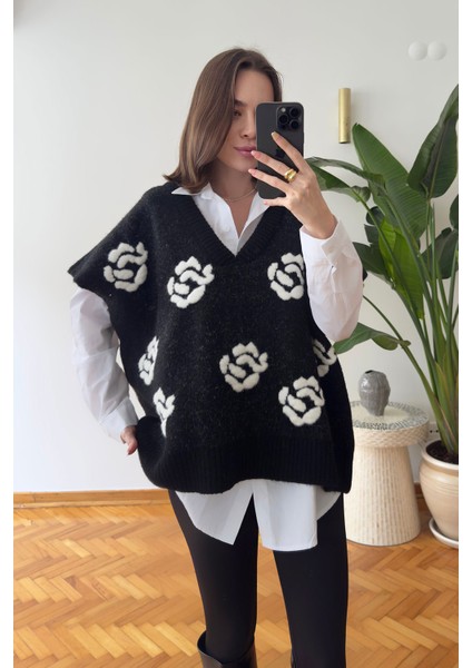 Elivra Çiçek Desenli Süveterli Gömlek Takım- Siyah