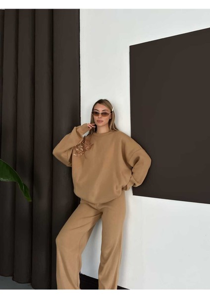 Omuz Yaprak Detaylı Rahat Triko Takım
