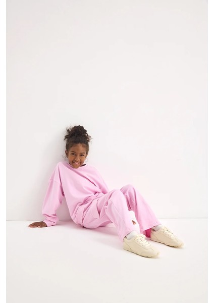 Pembe Kargo Cepli Nakışlı Pantolon modelleri