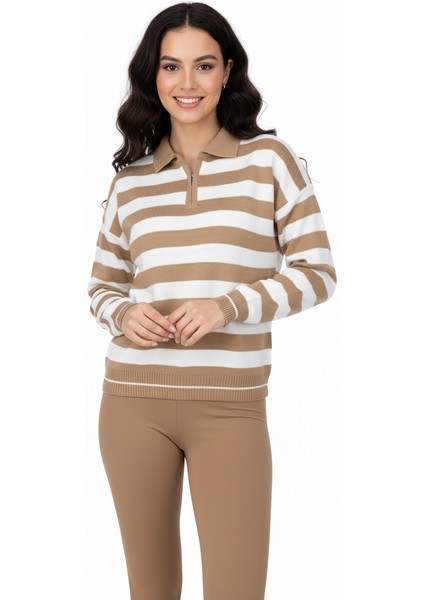 Kadın Kışlık Triko Kazak Over Size Standart Beden Fermuarlı Yaka Çizgi Motifli