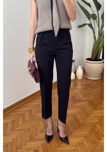 Premium Pens Detay Kumaş Havuç Pantolon- Siyah