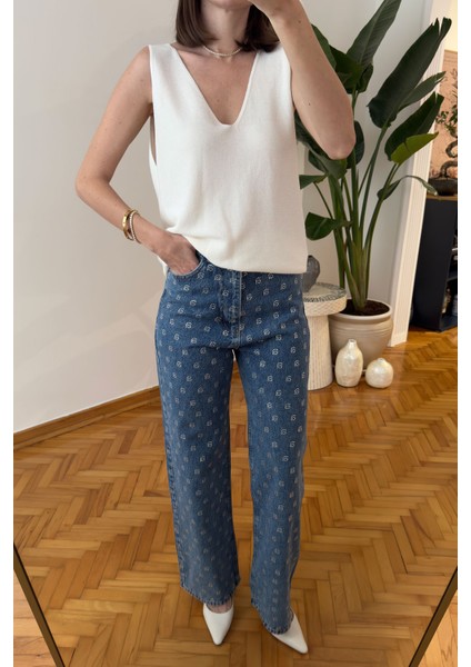 V Yaka Mevsimlik Premium Süveter- Ekru