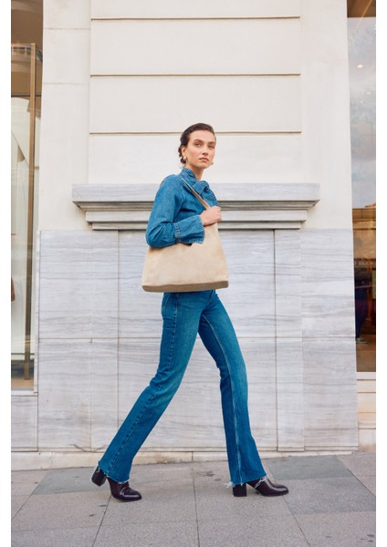 Suvea Bej Süet Deri Omuz Çantası