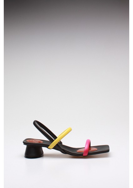 Idil Siyah Cilt Kadın Sandalet fiyatları