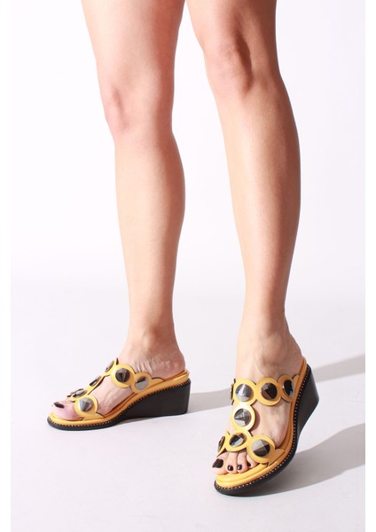 Idil Sarı Cilt Kadın Terlik