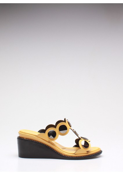 Idil Sarı Cilt Kadın Terlik fiyatları