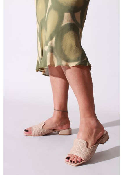 Idil Bej Cilt Kadın Terlik