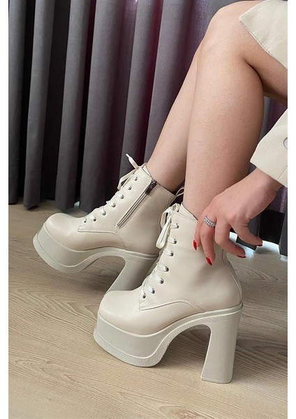 Kadın Simya Krem Bağcıklı Detaylı 12 cm Platform Topuklu Fermuarlı Bot fırsatları