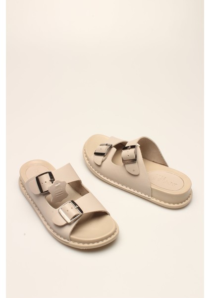 Idil P Bej Kadın Terlik modelleri