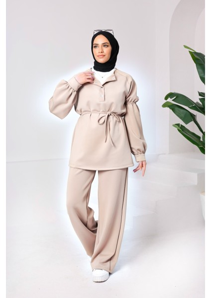Bordo Scuba Kumaş Tesettür Alt Üst Takım – Yüksek Bel Çift Cepli Pantolon & Çıtçıt Yaka Üst modelleri