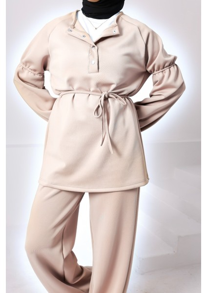 Bordo Scuba Kumaş Tesettür Alt Üst Takım – Yüksek Bel Çift Cepli Pantolon & Çıtçıt Yaka Üst fırsatları