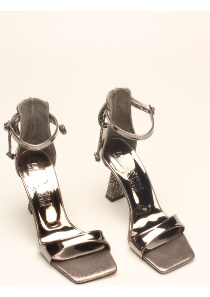 Idil Platin Ayna Taşlı Kadın Topuklu modelleri