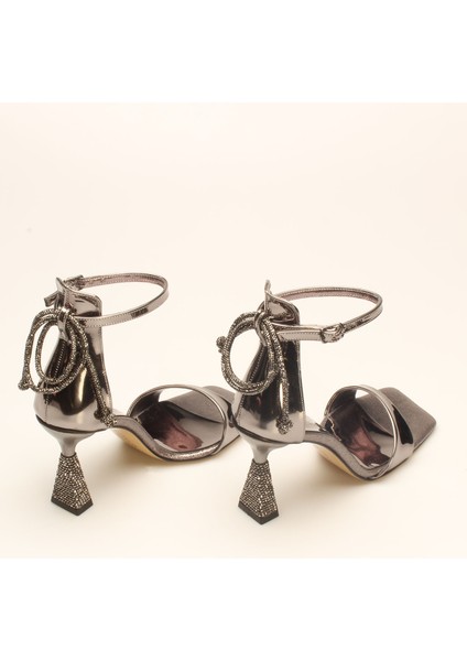 Idil Platin Ayna Taşlı Kadın Topuklu fırsatları