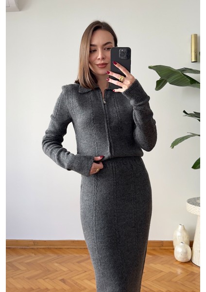Nova Fermuarlı Etekli Triko Takım- Gri