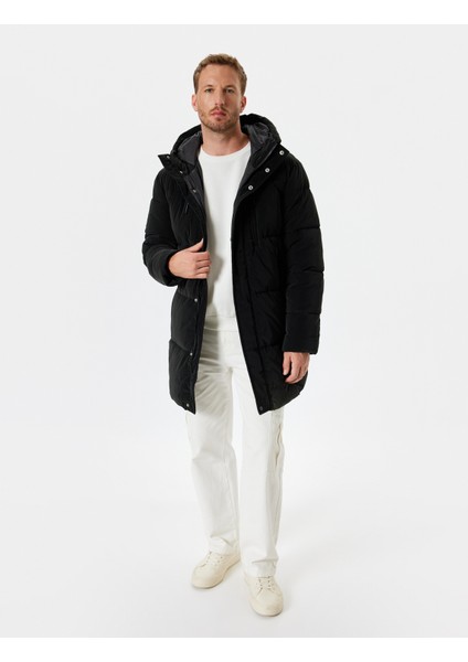 Anorak Mont Kapşonlu Slim Fit Fermuarlı Cep Detaylı