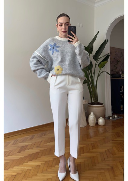 Çiçek Detay Orj Triko Kazak- Mavi