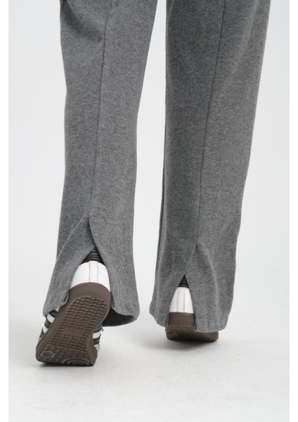 Selanik Kumaş Yırtmaçlı Paça Detaylı Kadın Pantolon modelleri