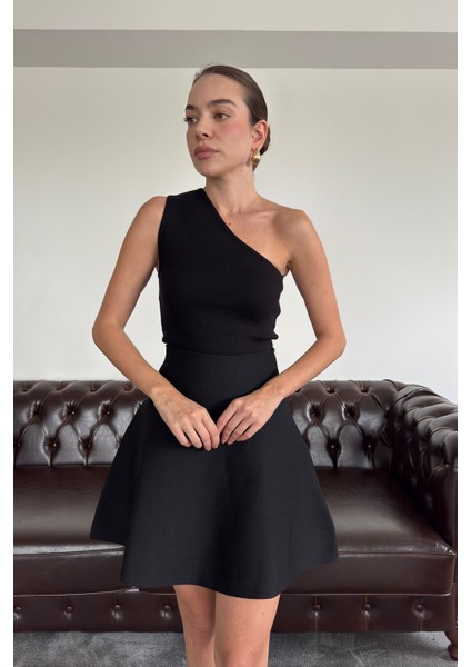 Tek Omuzlu Premium Triko Bluz- Siyah indirimleri