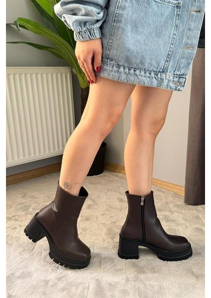 Kadın Pita Kahverengi ( 8 cm ) Platfom Topuklu Fermuarlı Bot indirimleri