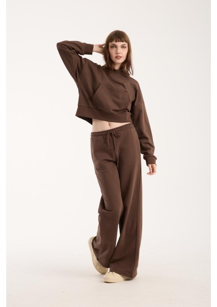 %100 Pamuk Kapüşonlu Ön Cep Detaylı Kadın Sweatshirt