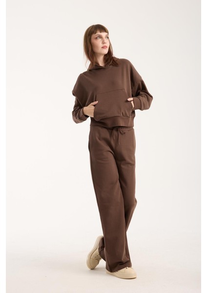 %100 Pamuk Kapüşonlu Ön Cep Detaylı Kadın Sweatshirt