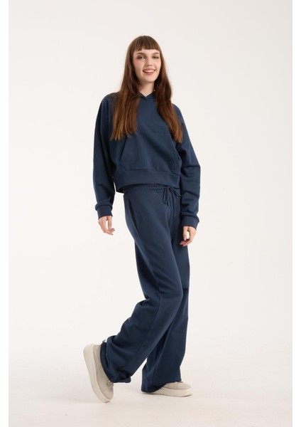 %100 Pamuk Kapüşonlu Ön Cep Detaylı Kadın Sweatshirt modelleri