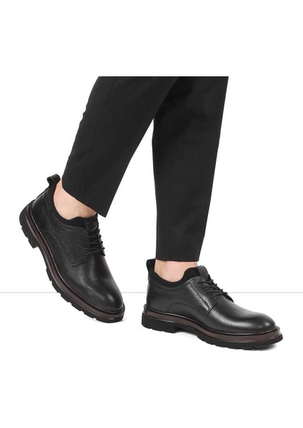 Erkek Siyah Bağcıklı Kalın Tabanlı Deri Ayakkabı