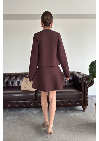 Düğmeli Yeni Sezon Etekli Triko Takım- Kahverengi