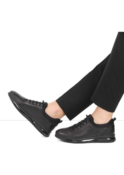 Erkek Siyah Bağcıklı Kalın Tabanlı Deri Ayakkabı