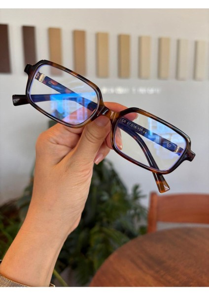 Miux Mi Metal Aksesuarlı Kare Güneş Gözlüğü Miux Şık Unisex Model UV400 Koruma fırsatları