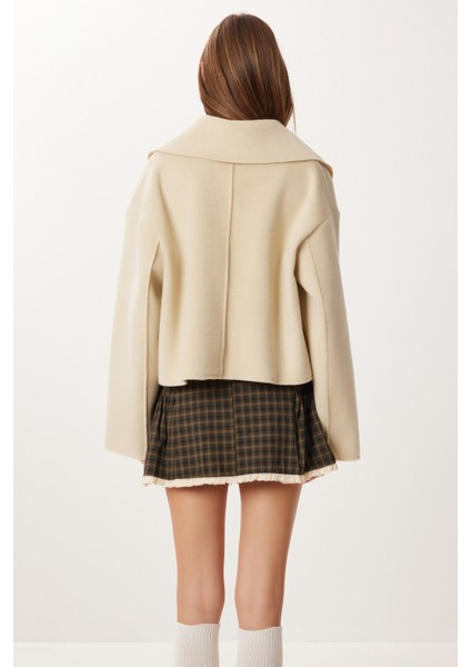 Kruvaze Kısa Kaşe Kaban LRG0053 Krem indirimleri