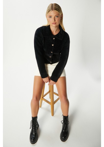 Kadın Date Yumuşak Sakallı Kalp Düğmeli Polo Yaka Siyah Triko Hırka fiyatları