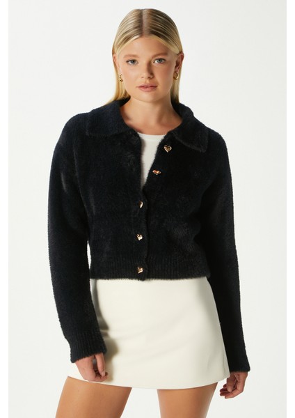 Kadın Date Yumuşak Sakallı Kalp Düğmeli Polo Yaka Siyah Triko Hırka modelleri