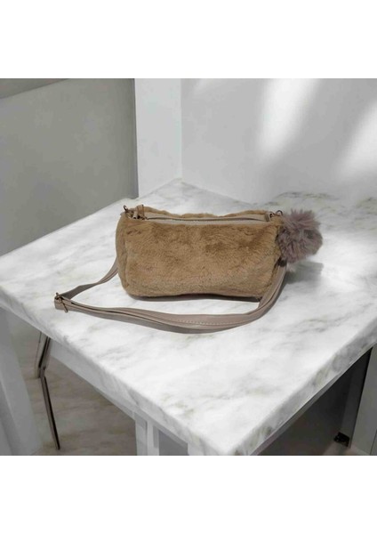 Shyne Peluş Ponpon Detaylı Omuz&makyaj &kalemlik Kullanıma Uygun Çanta fiyatları
