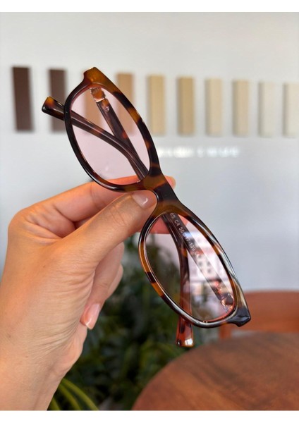 Miux Mu Metal Aksesuarlı Güneş Gözlüğü Miux Şık Unisex Model UV400 Koruma fırsatları