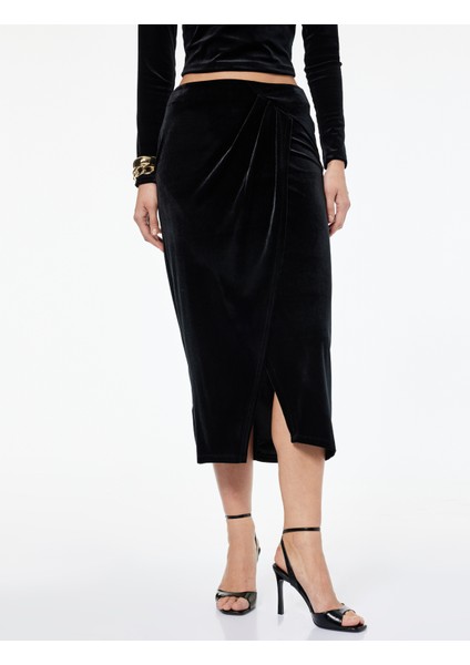 Slim Fit Drapeli Yırtmaçlı Kruvaze Midi Kadife Etek modelleri