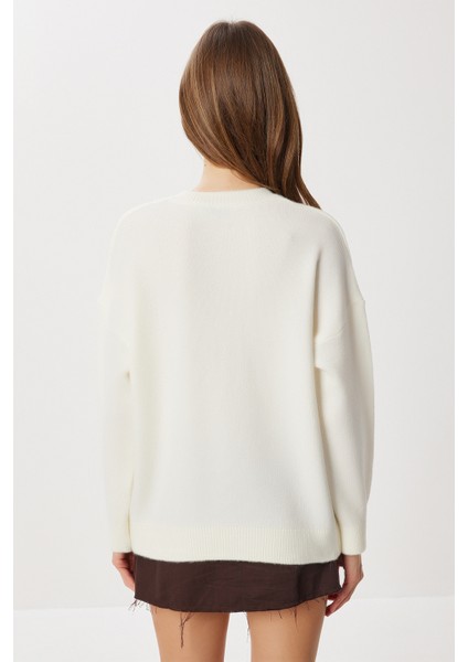 Düğmeli Yumuşak Dokulu Triko Kazak LMT0045 Kemik indirimleri